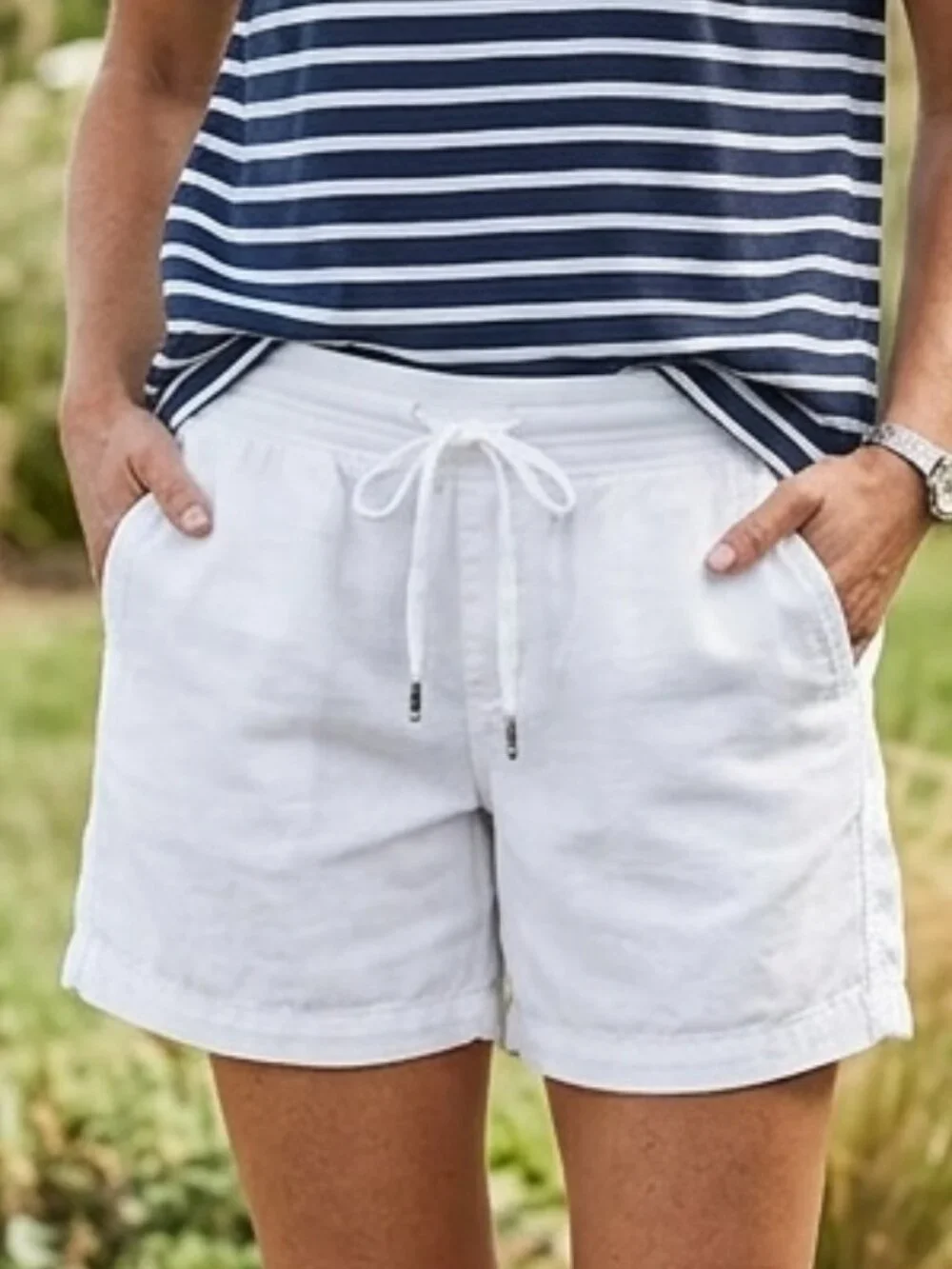 Women's Orvis Classic Collection White Drawstring Pull-On Shorts - Size Medium - Picture 1 of 13
